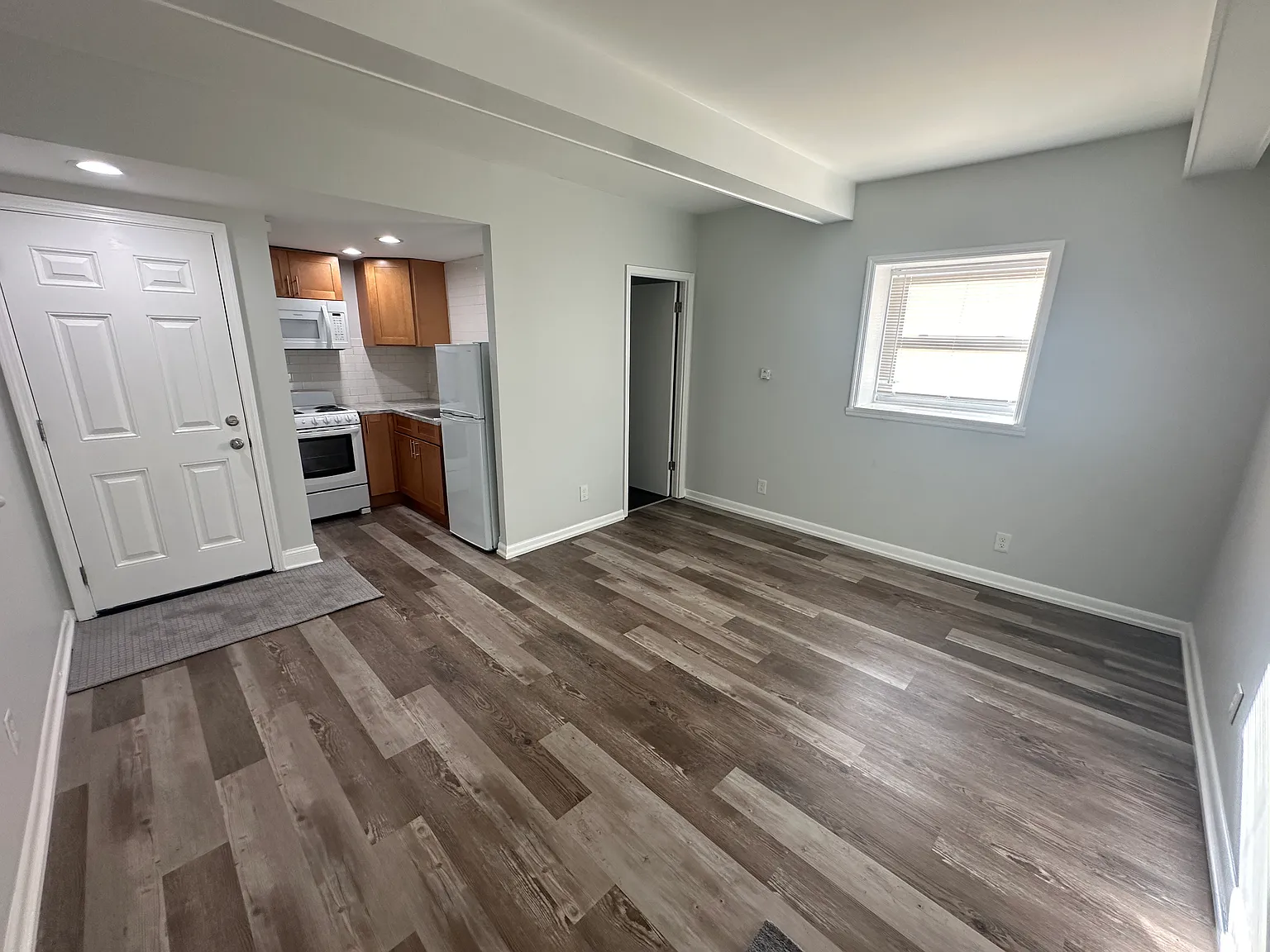 408 Summer St — Photo 2