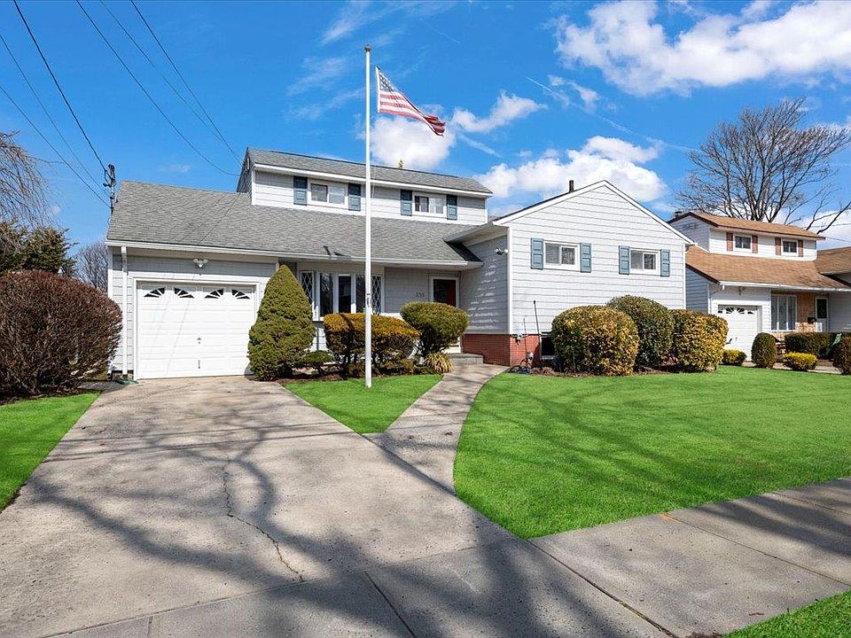 1st image of 233 Cypress Street