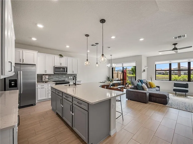 4802 San Fratello Cir — Photo 1