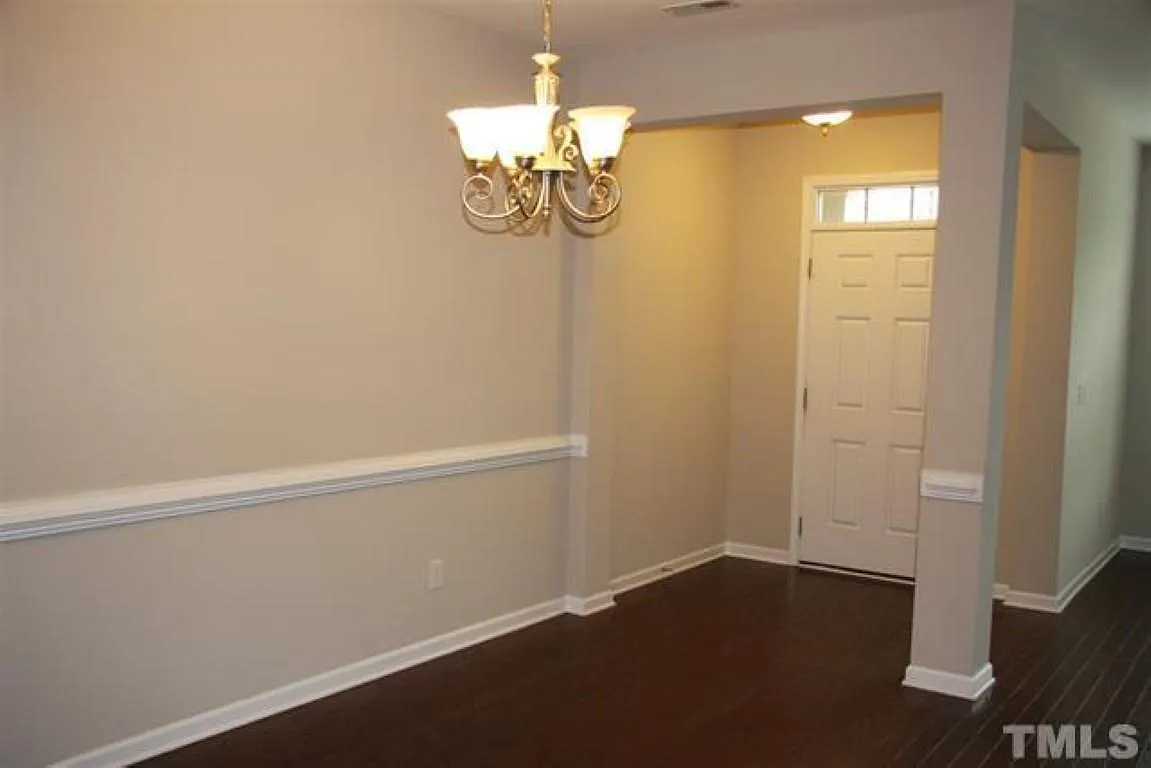 1536 Alemany St — Photo 2