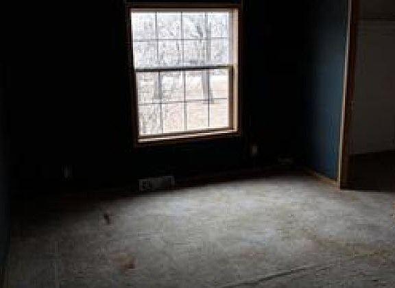 5th image of 3176 Jewell Ave