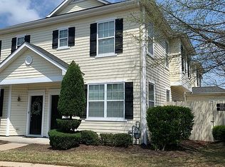 1463 Titchfield Dr, Chesapeake, VA 23320