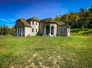 406 Normandy Estates Rd, Bridgeport, WV 26330