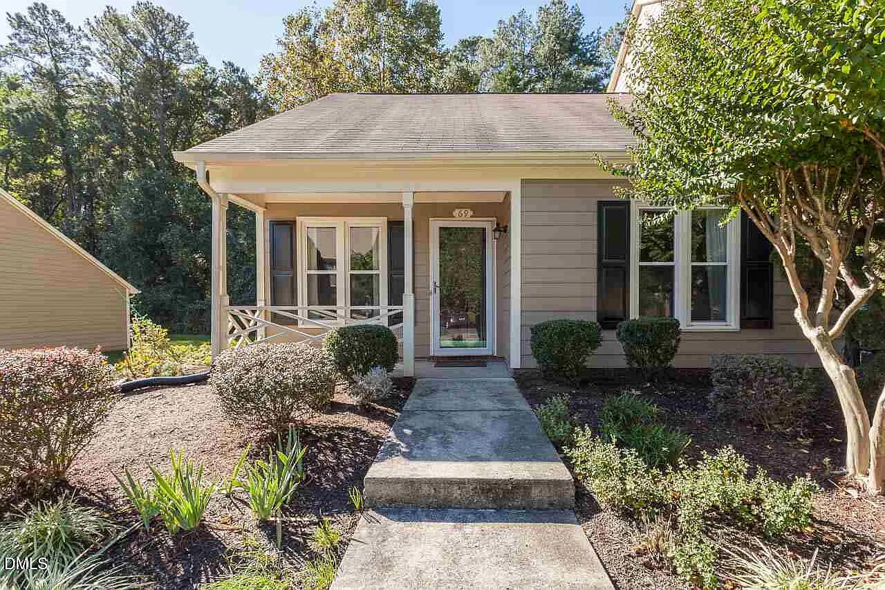 2 bed, 2.0 bath, $1,700 — Photo 2