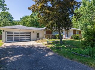 7500 Stearns Rd, Olmsted Township, OH 44138