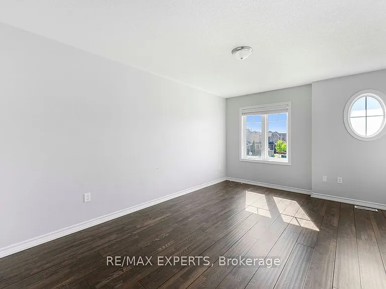 300 Remembrance Rd — Photo 19
