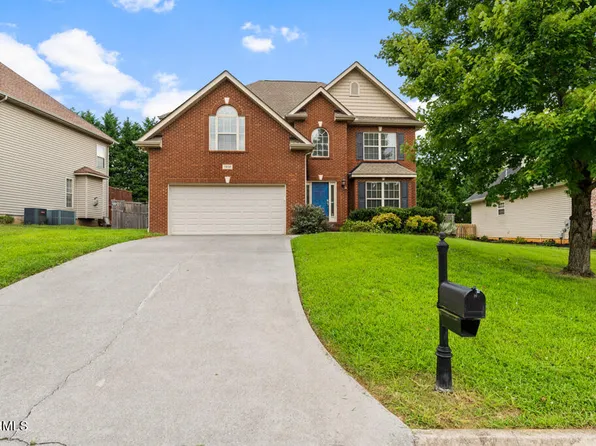 1838 Autumn Bluff Rd, Knoxville, TN 37932