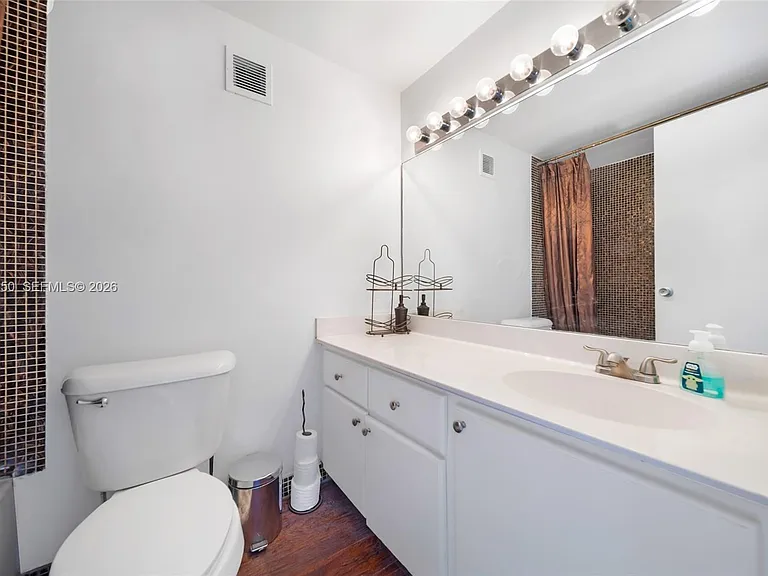 1200 West Ave #327 — Photo 18