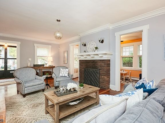 3rd image of 123 Milton Pl