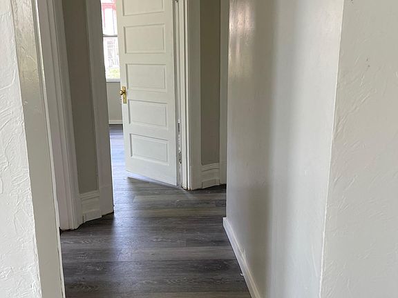 4th image of 202 N Balph Ave APT 2