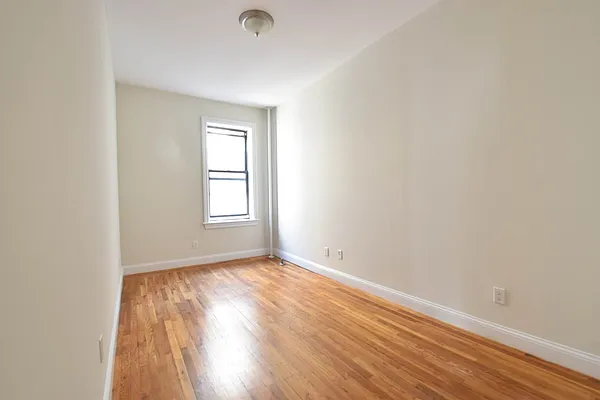 Rented by (Legacy) NY Quality Living Uptown | media 5