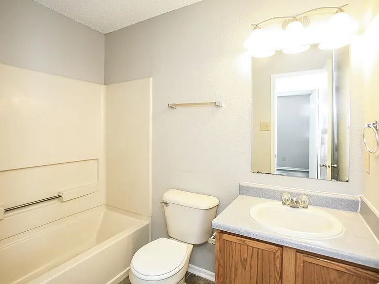 14427 Cuppola Dr — Photo 15