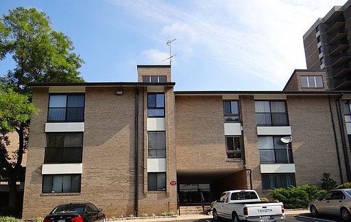 1st image of 112 Monroe St APT 112