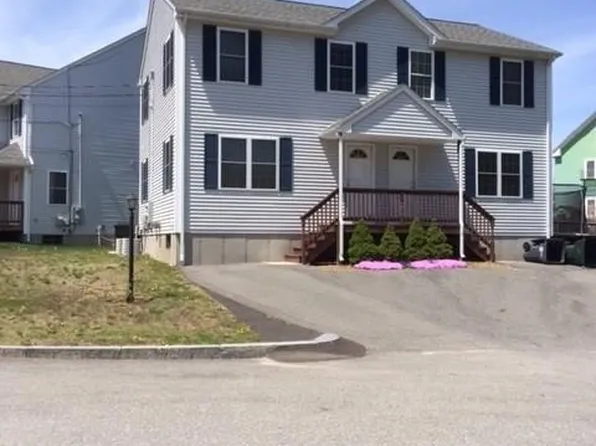 13 Lisi Ln, Providence, RI 02904