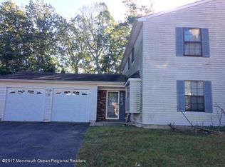 13 Pioneer Dr, Howell, NJ 07731