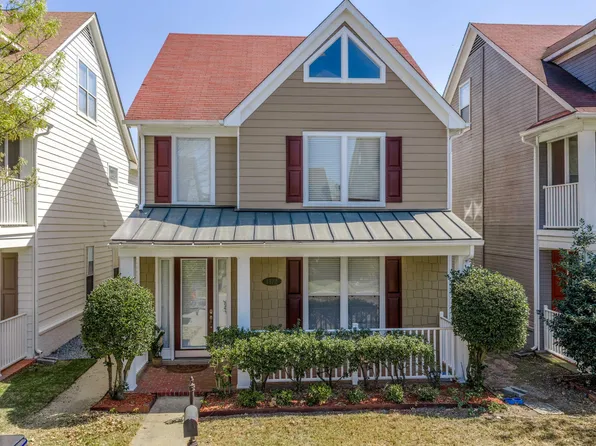 1372 Island Town Dr, Memphis, TN 38103