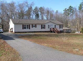 5088 Donna Marie Ct, Walkertown, NC 27051