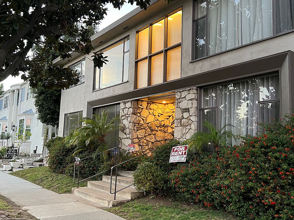 1st image of 9675 W Olympic Blvd #1