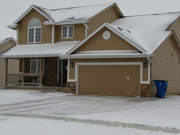 Front House - Corner Lot