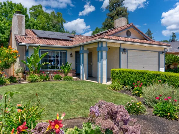 1606 E Eclipse Ave, Fresno, CA 93720