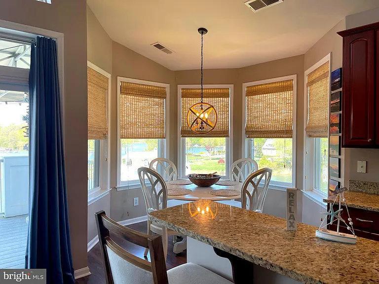 634 Oyster Bay Pl — Photo 11