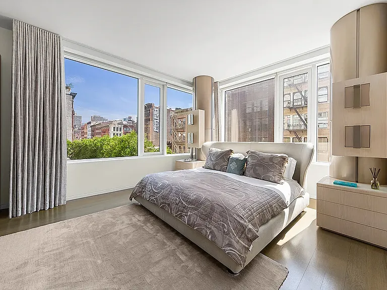 350 W Broadway #4R — Photo 9