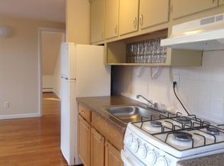 75 Oneco St APT 5, Norwich, CT 06360