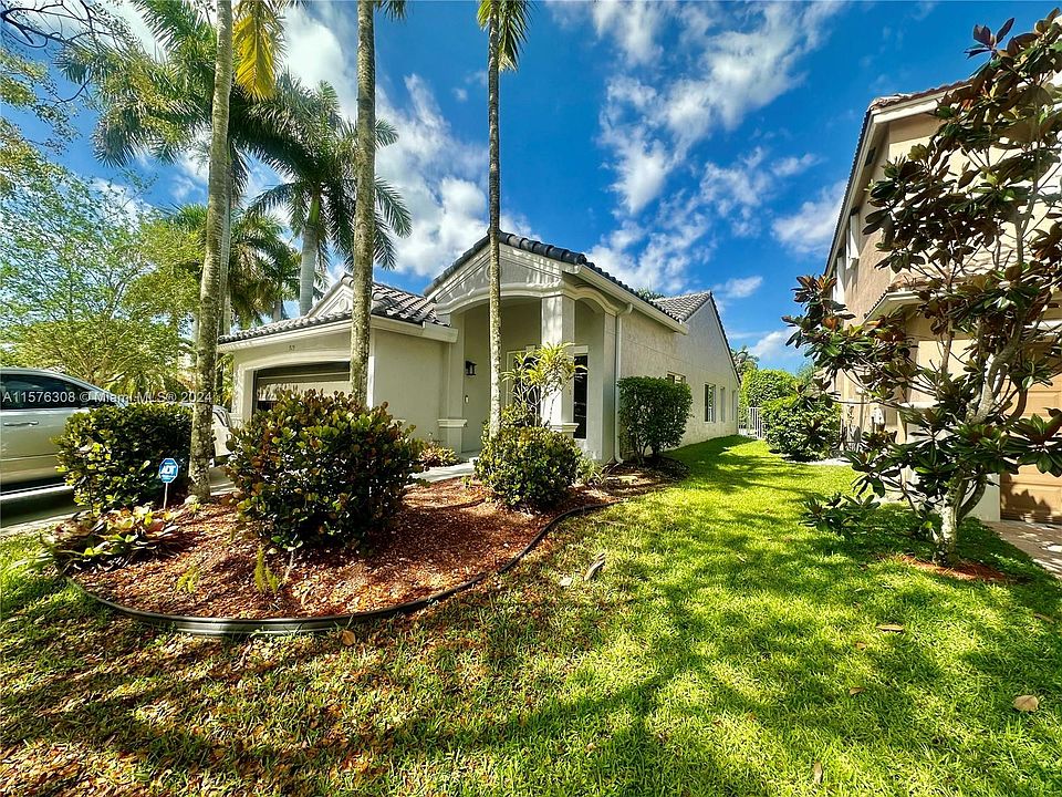1st image of 929 Phoenix Way
