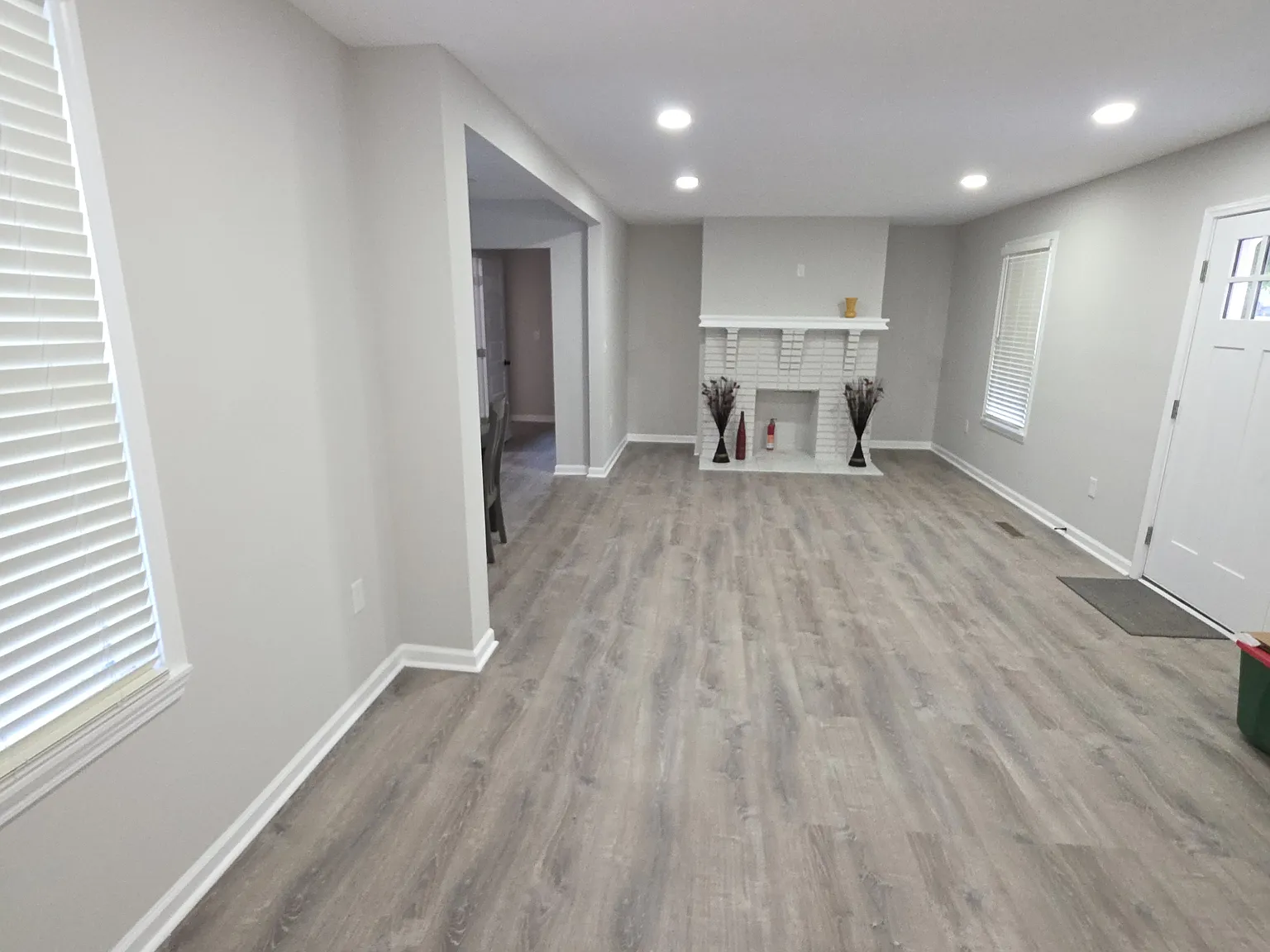 1450 Mims St SW — Photo 3