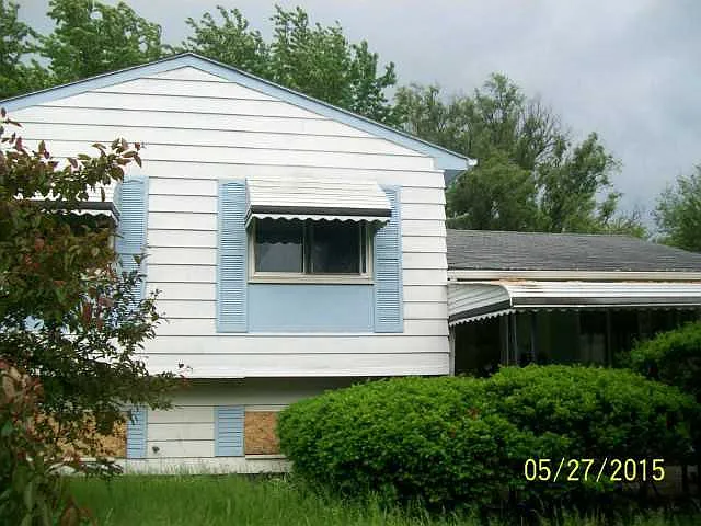 4111 Redondo Ave photo 1