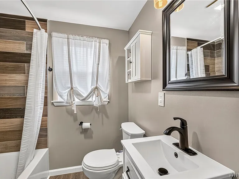 28 Parkview Ter — Photo 16