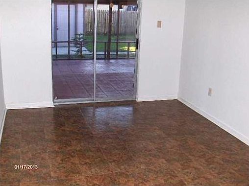 4th image of 569 Camelia Ave