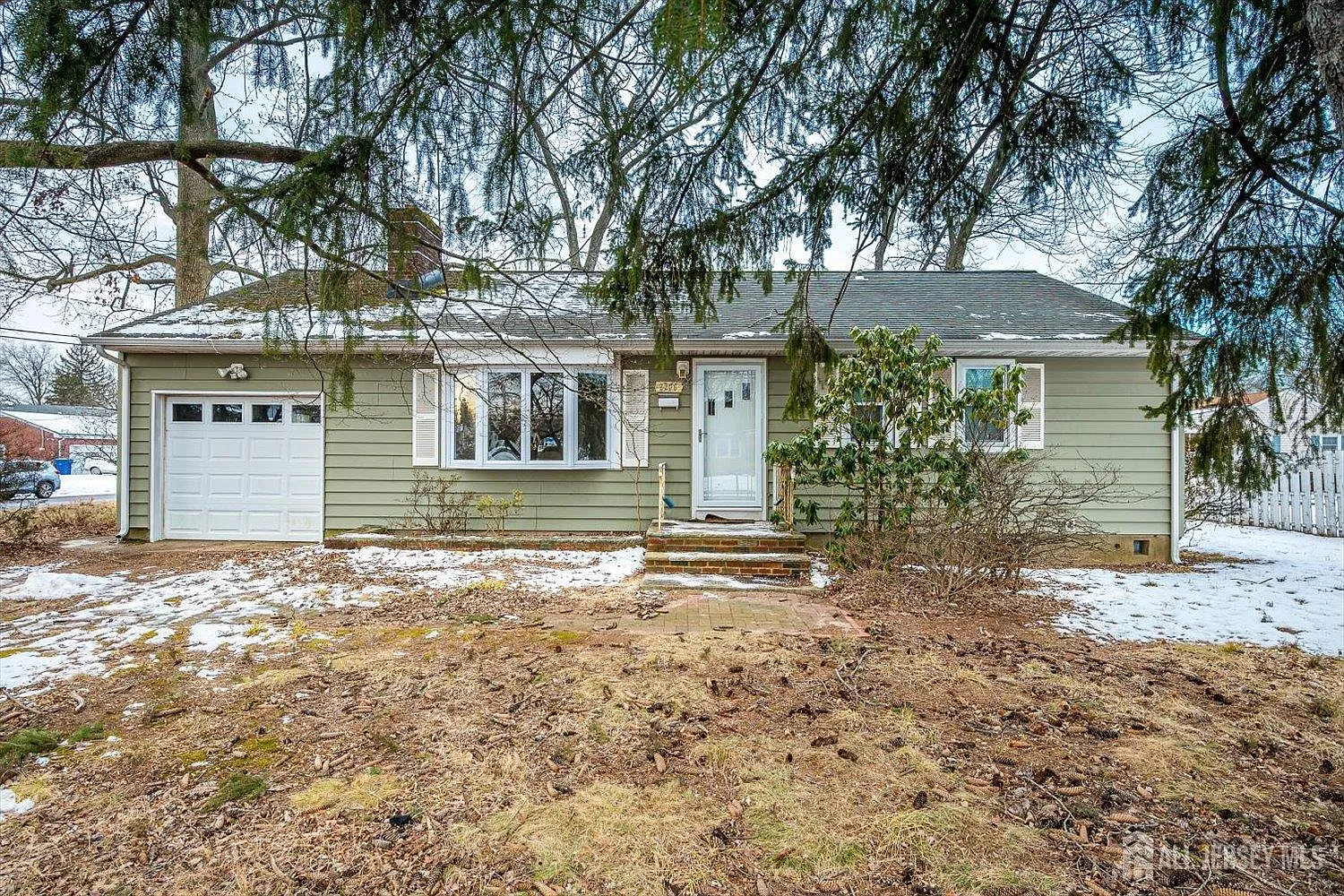 2206 Murray Ave photo 1