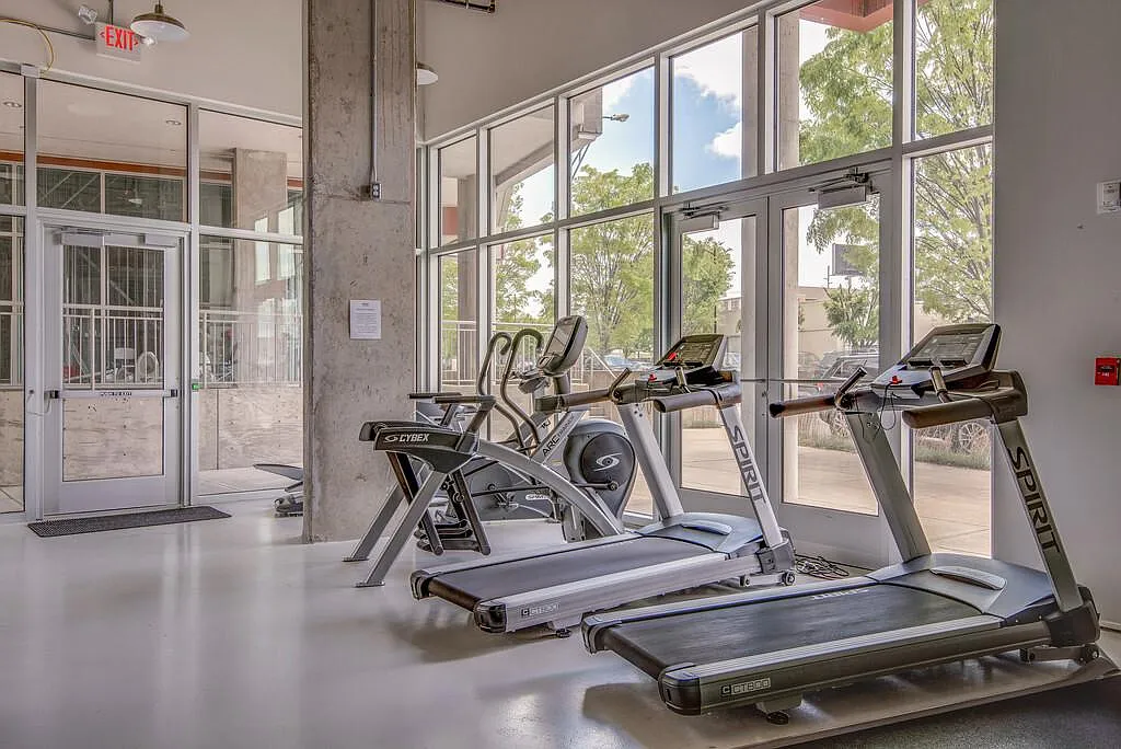 1 bed, 1.5 bath, 1024 sqft, $2,800 — Photo 4
