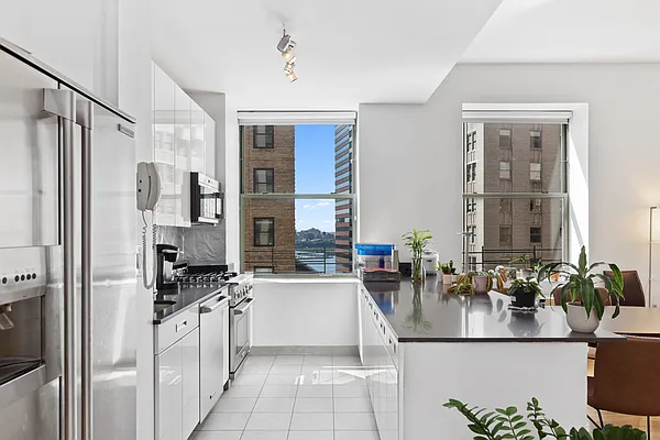 Rented by Corcoran | media 2