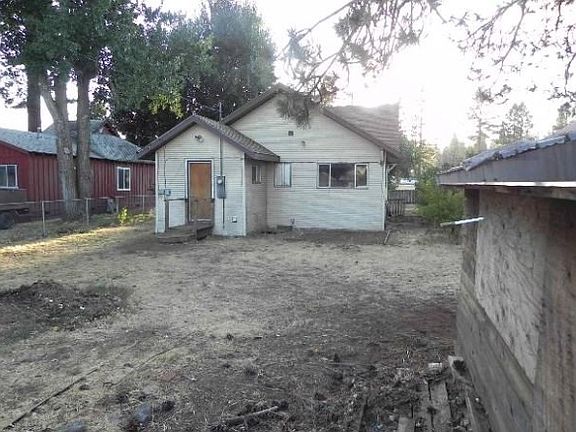 2nd image of 518 Cedar St