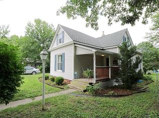 404 SW 16th St, Blue Springs, MO 64015