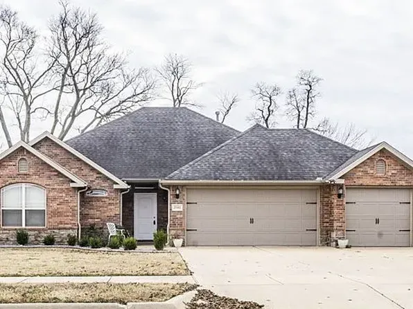 2103 SW 20th St, Bentonville, AR 72713