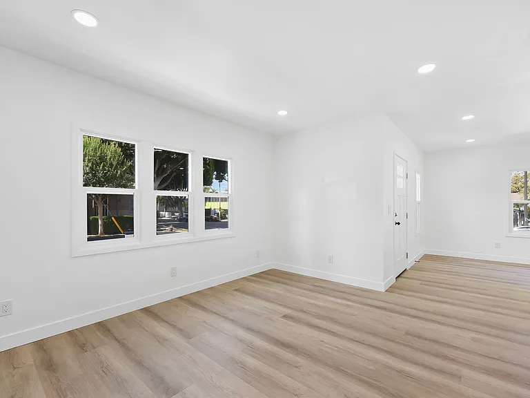 Helen St — Photo 6