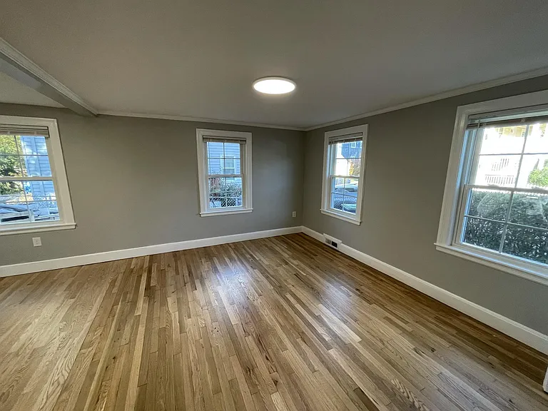 28 Linden Ave #1 — Photo 8