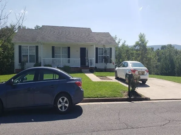431 Meghann Dr, Woodstock, VA 22664