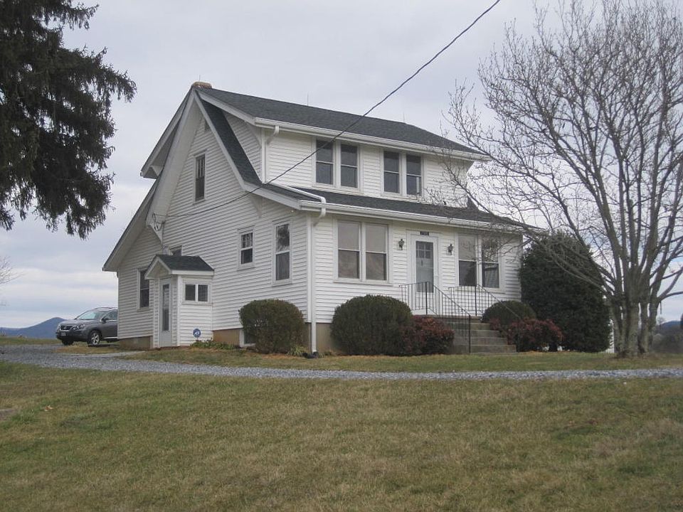 1st image of 7915 Sanderson Dr