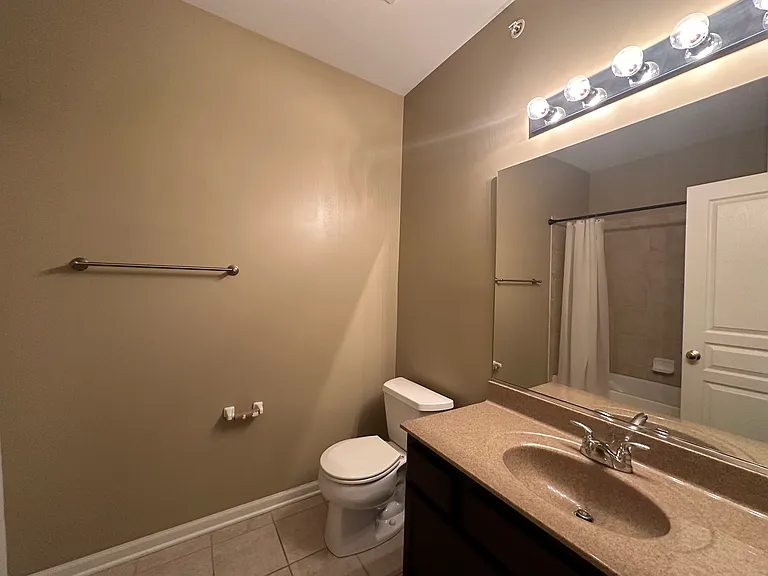 2245 Aurora Dr #28 — Photo 9