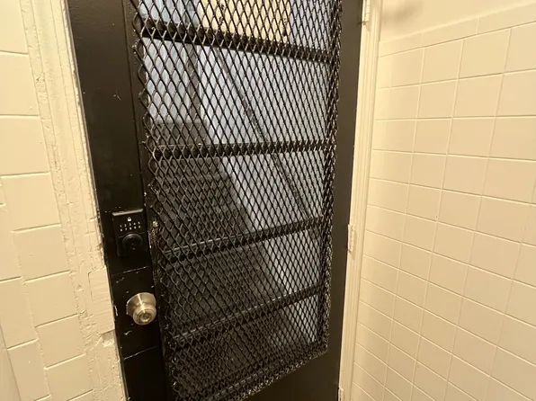 790 Eddy Rd #2, Cleveland, OH 44108