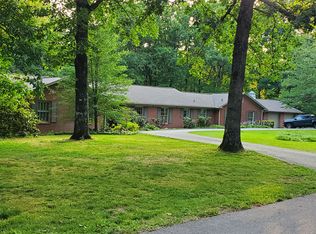 104 Oak Crest Dr, Waverly, TN 37185