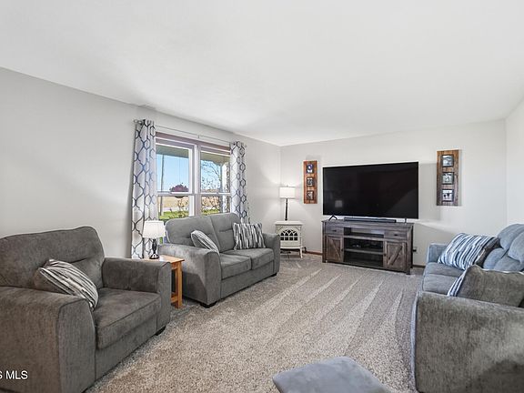 4th image of 28656 Steinmaier Rd