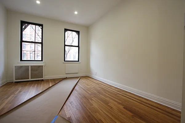 Rented by Compass | media 12