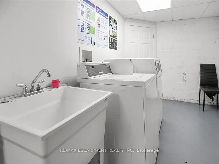 63 John St S #302 — Photo 20