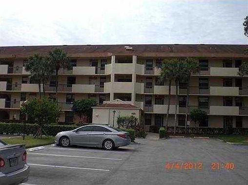 2nd image of 4134 Carambola Creek #H403