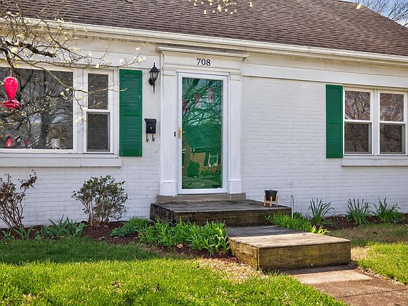 3rd image of 708 Cheryl Ln